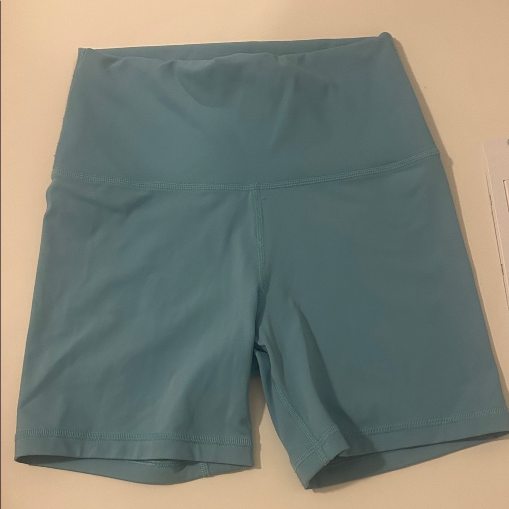 Hollister Go Energize Women's Aqua Bike Shorts